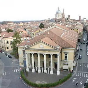 Italia Center Mântua